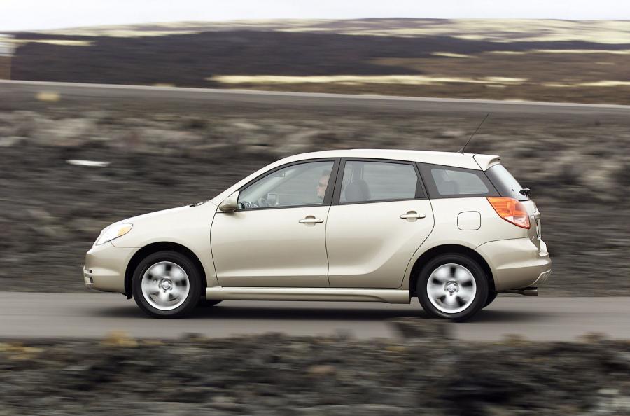  Toyota Matrix 2003 года  (фото 51 из 102)
